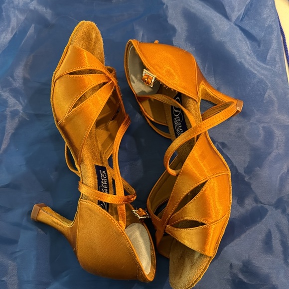 Dance America Latin ballroom shoes - Picture 4 of 5